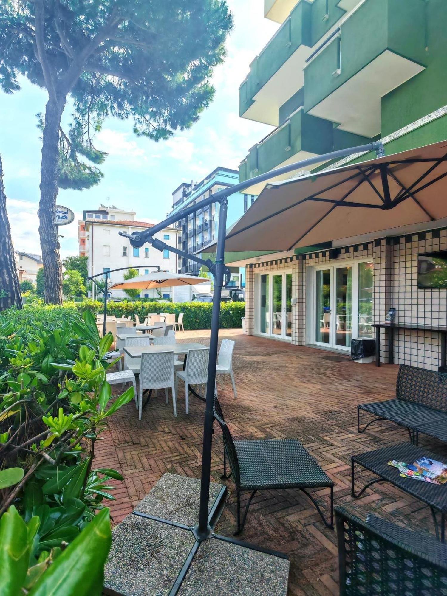Hotel Etna - Nuova Gestione Romagnola All-Inclusive Spiaggia Parcheggio Riccione Exterior foto